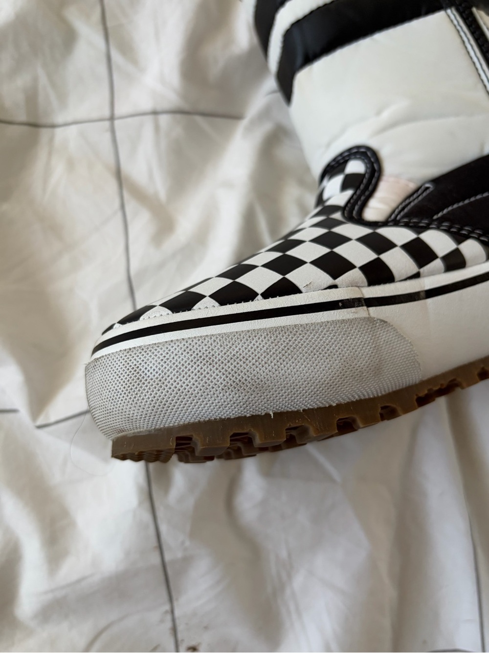Vans Vansguard Slip-On Snow Boot with Classic Checkered Pattern M6/W7.5 - Picture 6 of 9